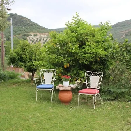 Vivian's House For Relaxing Holidays In Nature